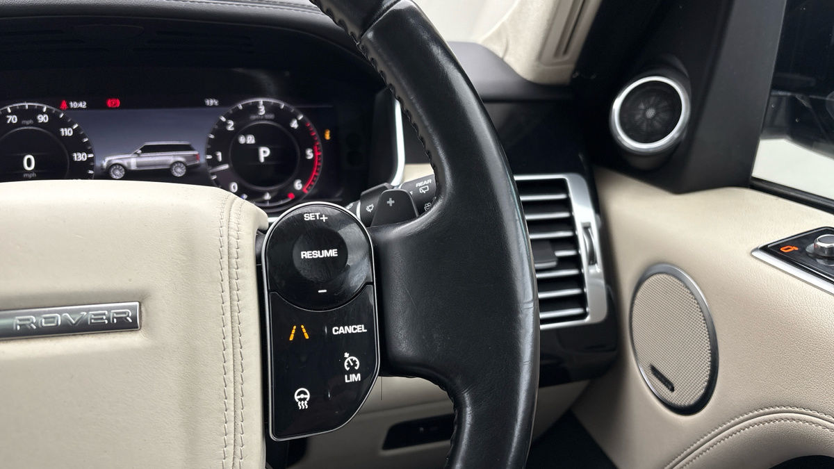 Land Rover Range Rover Image 14