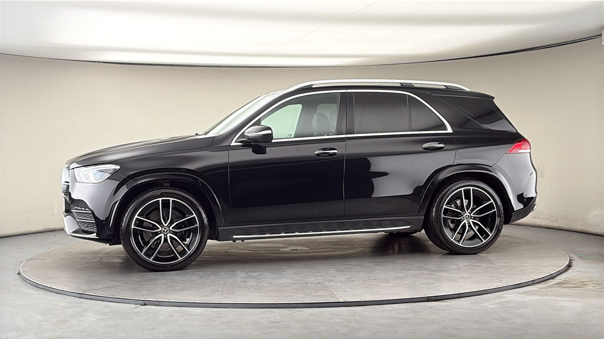 More views of Mercedes-Benz GLE