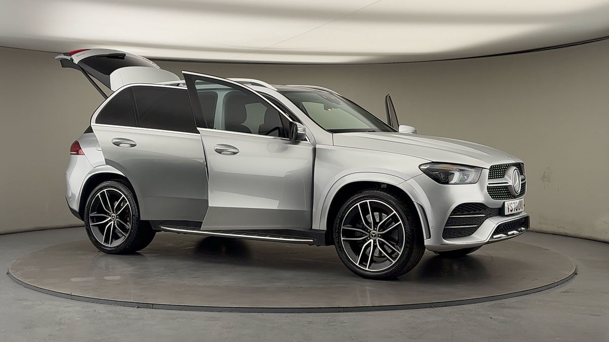 More views of Mercedes-Benz GLE