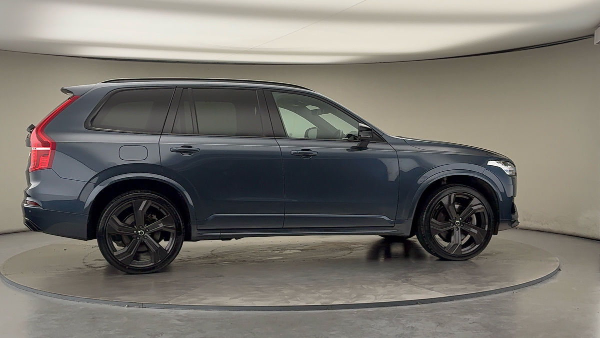 More views of Volvo XC90