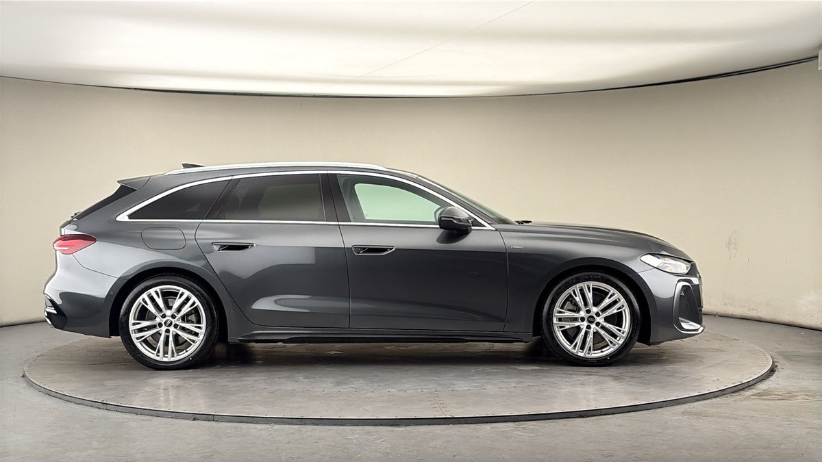 Audi A5 Avant Image 16