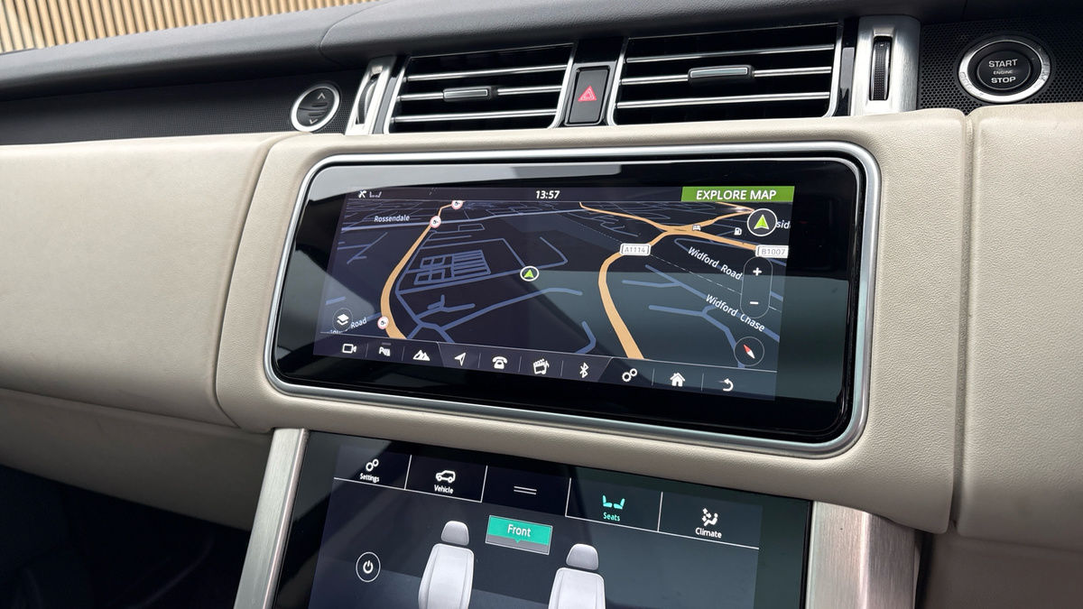 Land Rover Range Rover Image 17