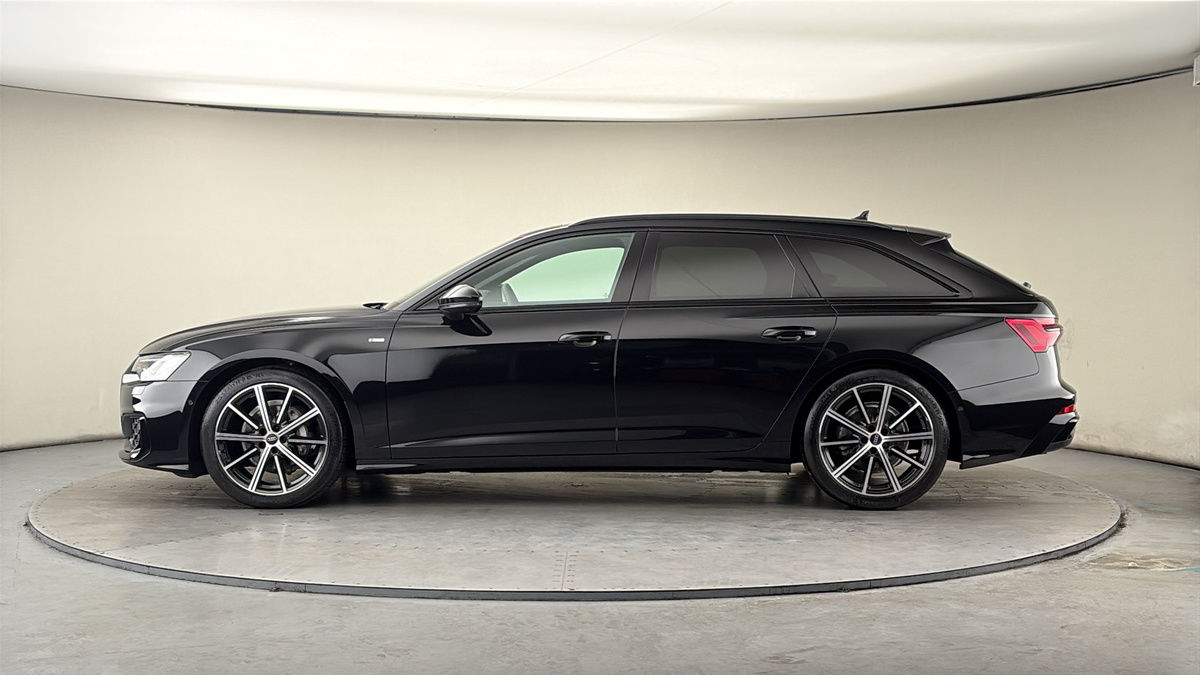 Audi A6 Avant Image 15