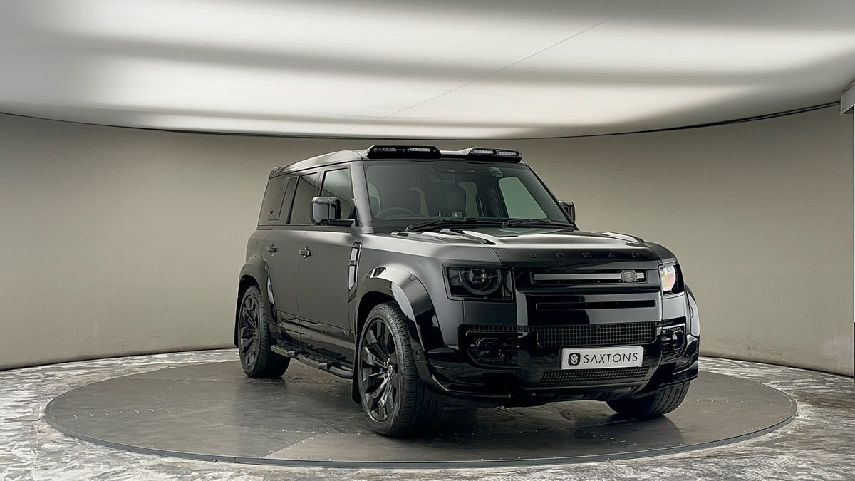 More views of Land Rover Defender 110