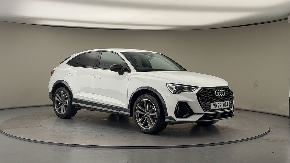 More views of Audi Q3