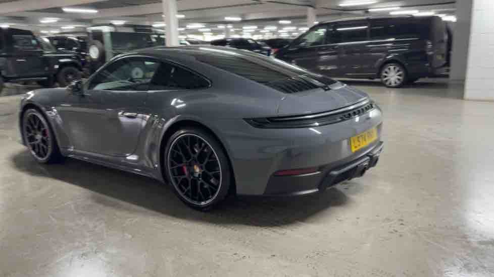 More views of Porsche 911
