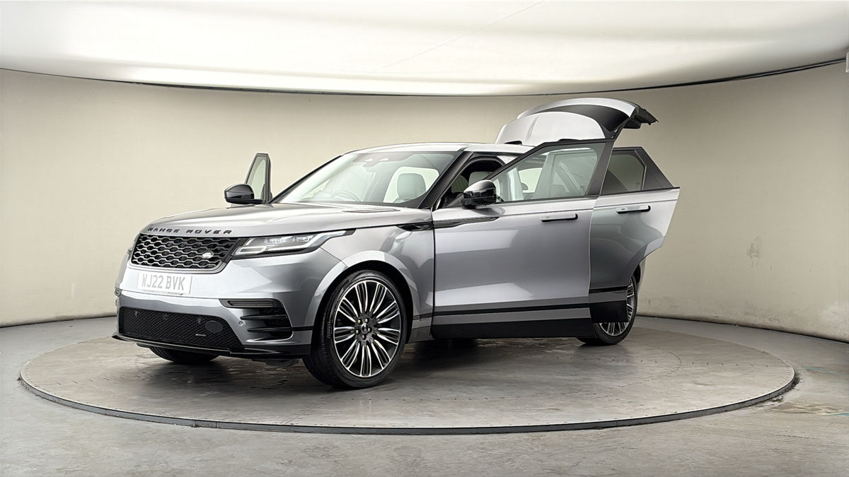Land Rover Range Rover Velar Image 22