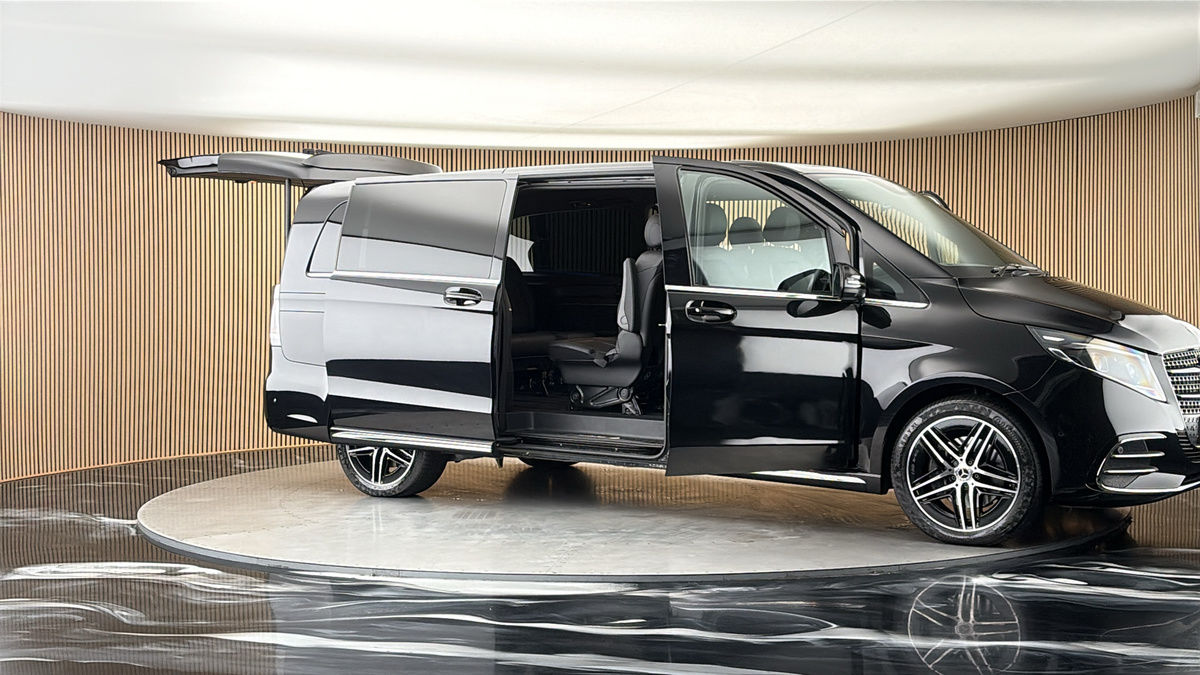 More views of Mercedes-Benz V Class