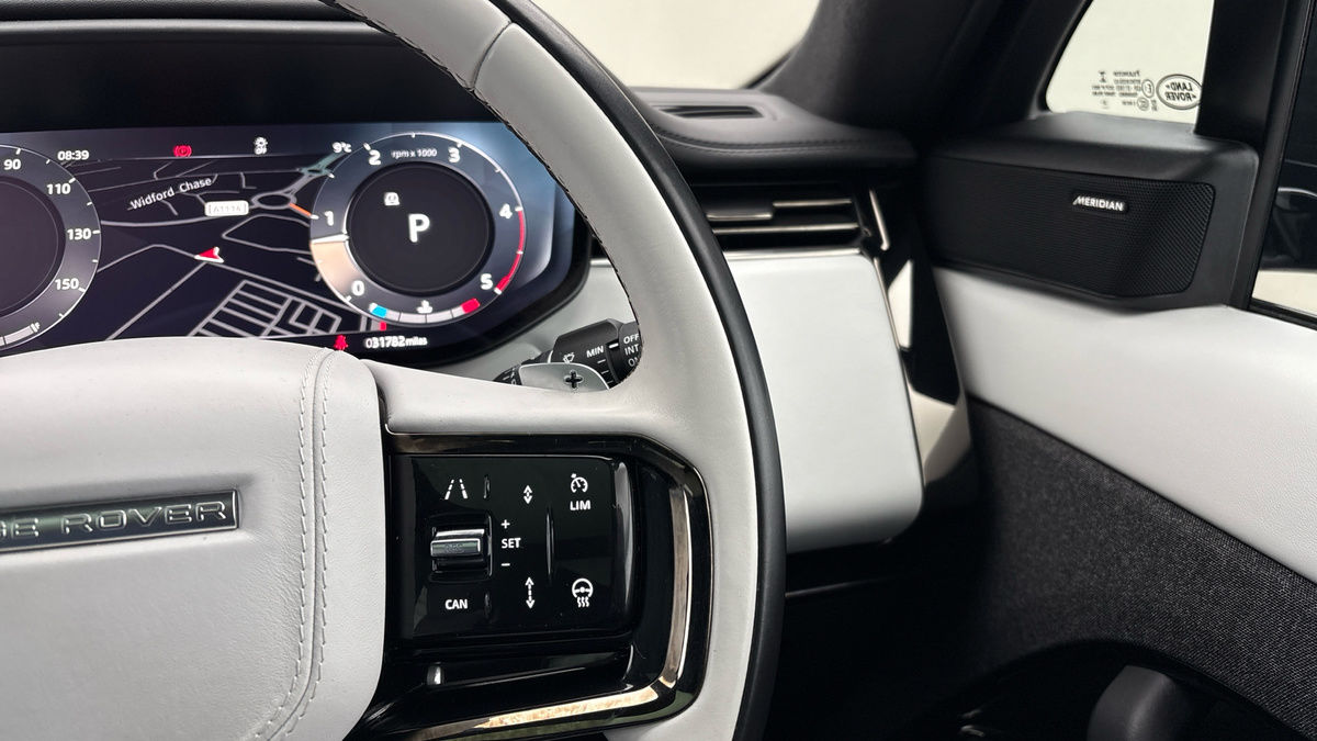 Land Rover Range Rover Sport Image 14