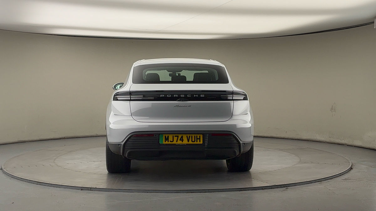 More views of Porsche Macan