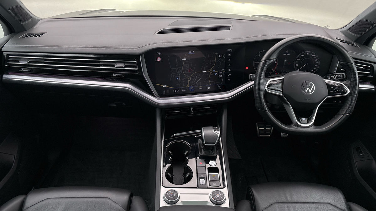 Volkswagen Touareg Image 12