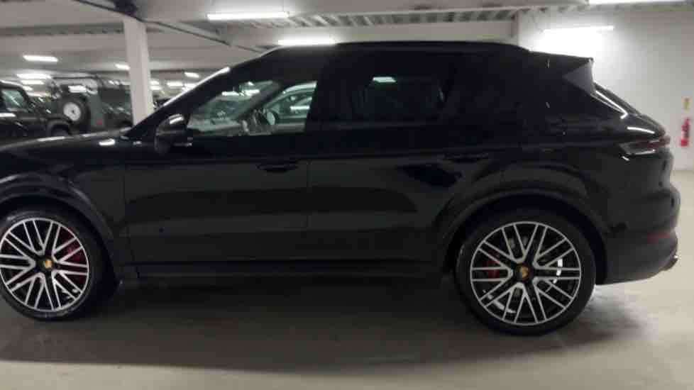 More views of Porsche Cayenne