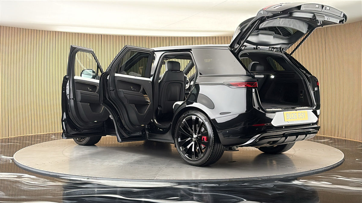 More views of Land Rover Range Rover Sport