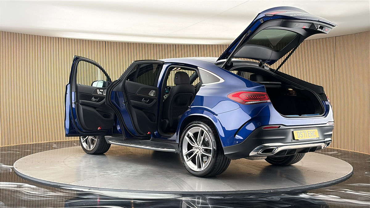 More views of Mercedes-Benz GLE