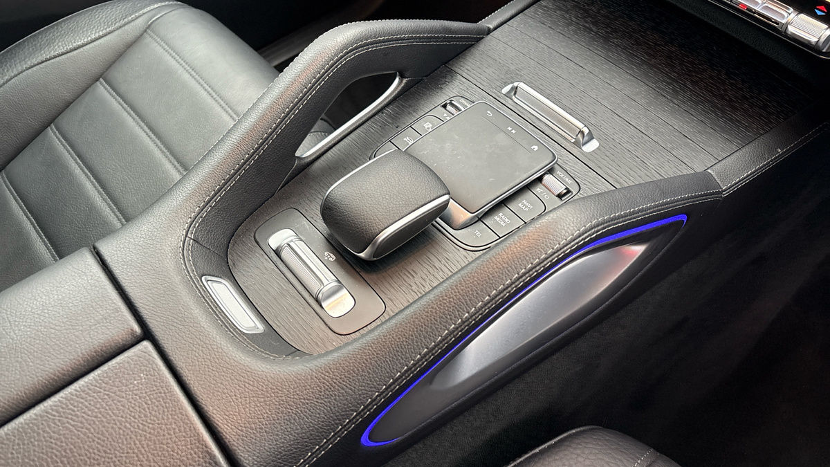 Mercedes-Benz GLE Image 18