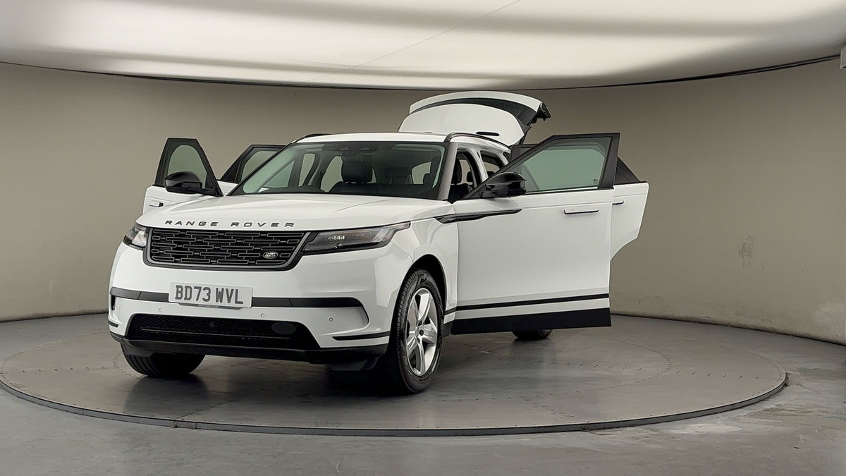 More views of Land Rover Range Rover Velar