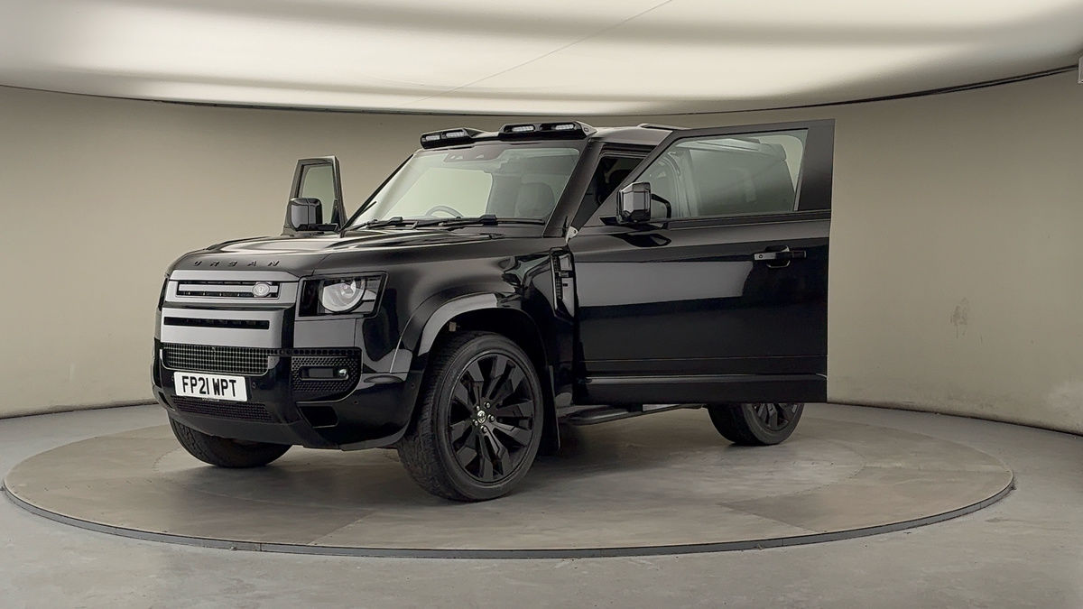 More views of Land Rover Defender 90