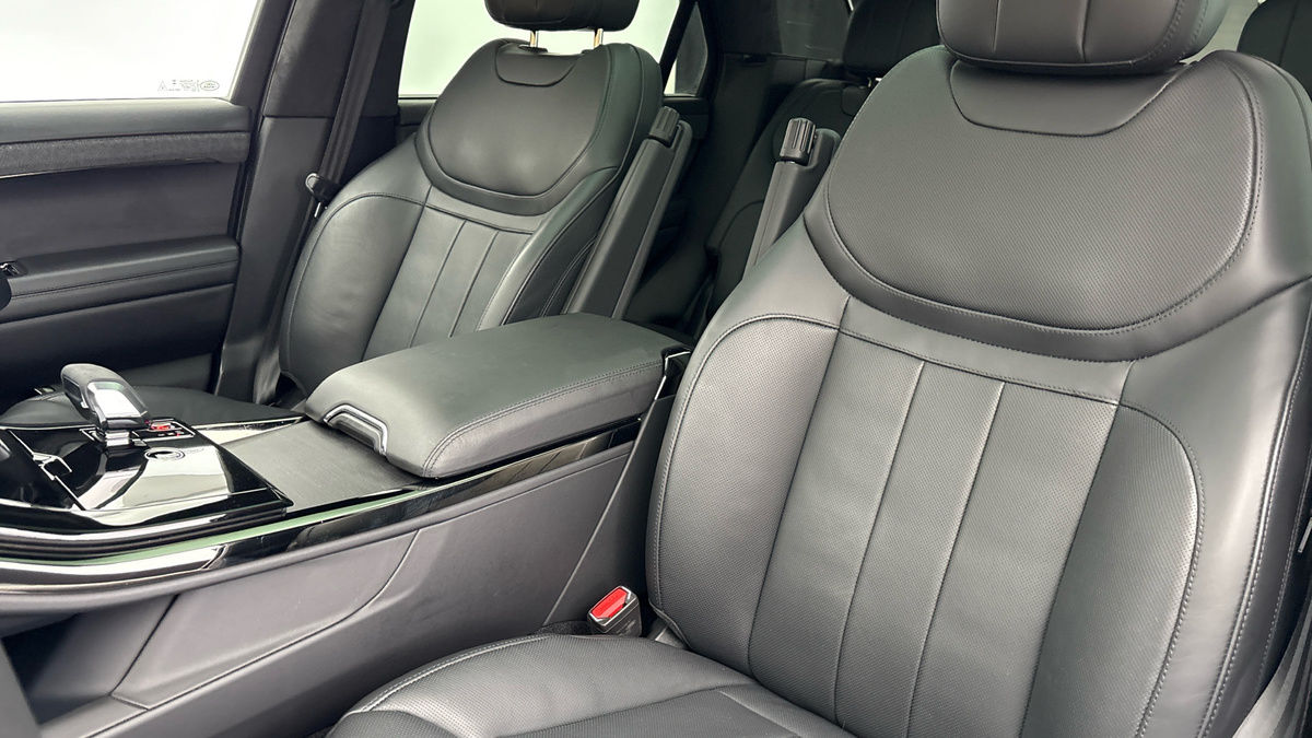 Land Rover Range Rover Sport Image 7