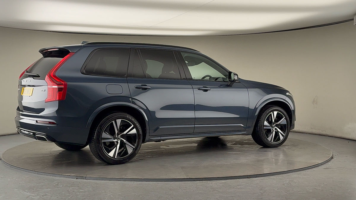 More views of Volvo XC90