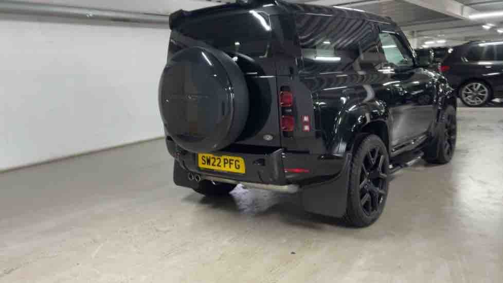 More views of Land Rover Defender 90
