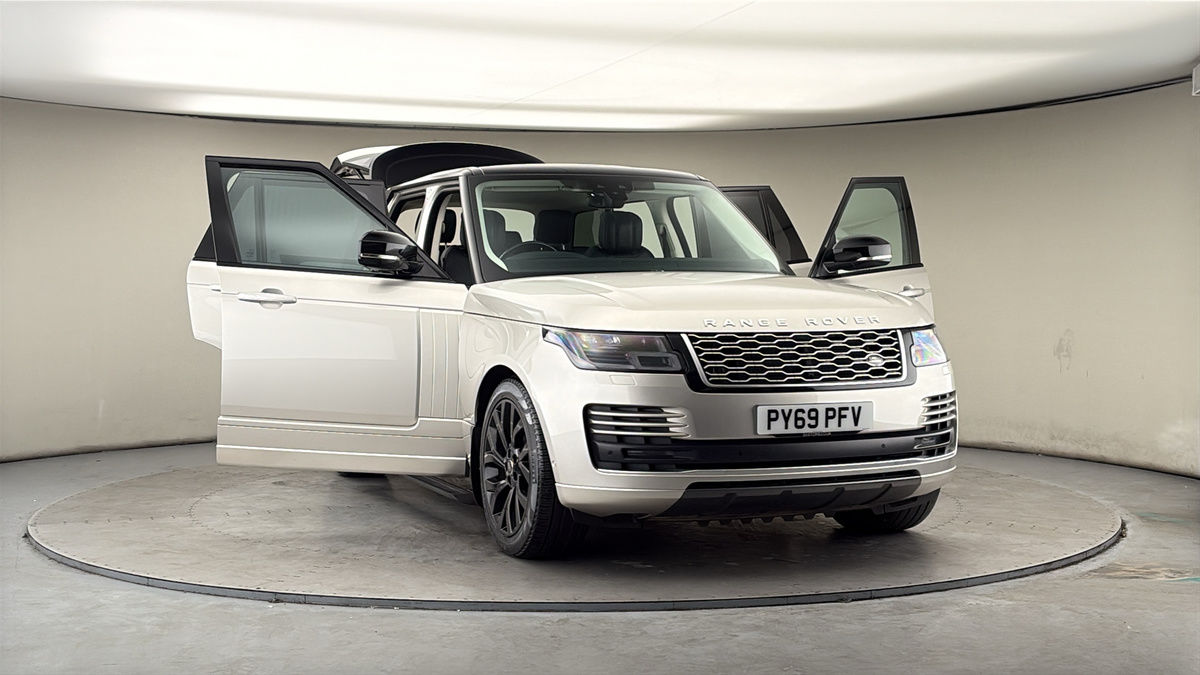 More views of Land Rover Range Rover