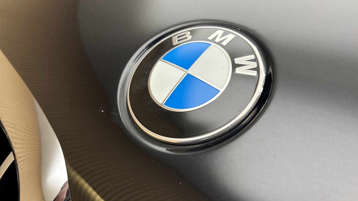 BMW 5 Series Image 24