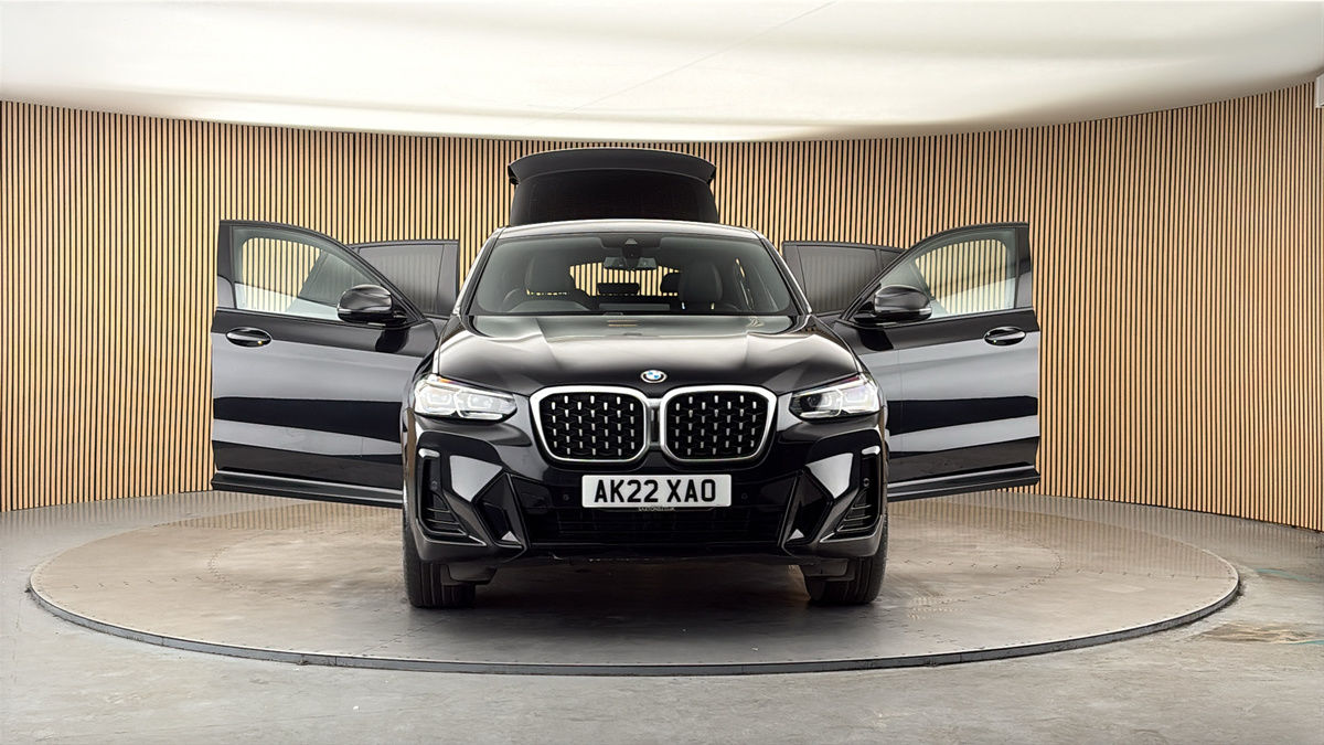 More views of BMW X4