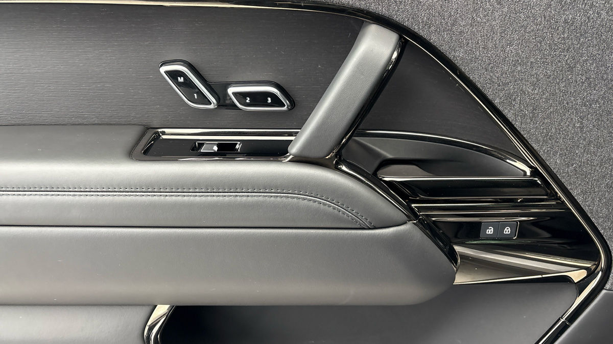 Land Rover Range Rover Sport Image 19