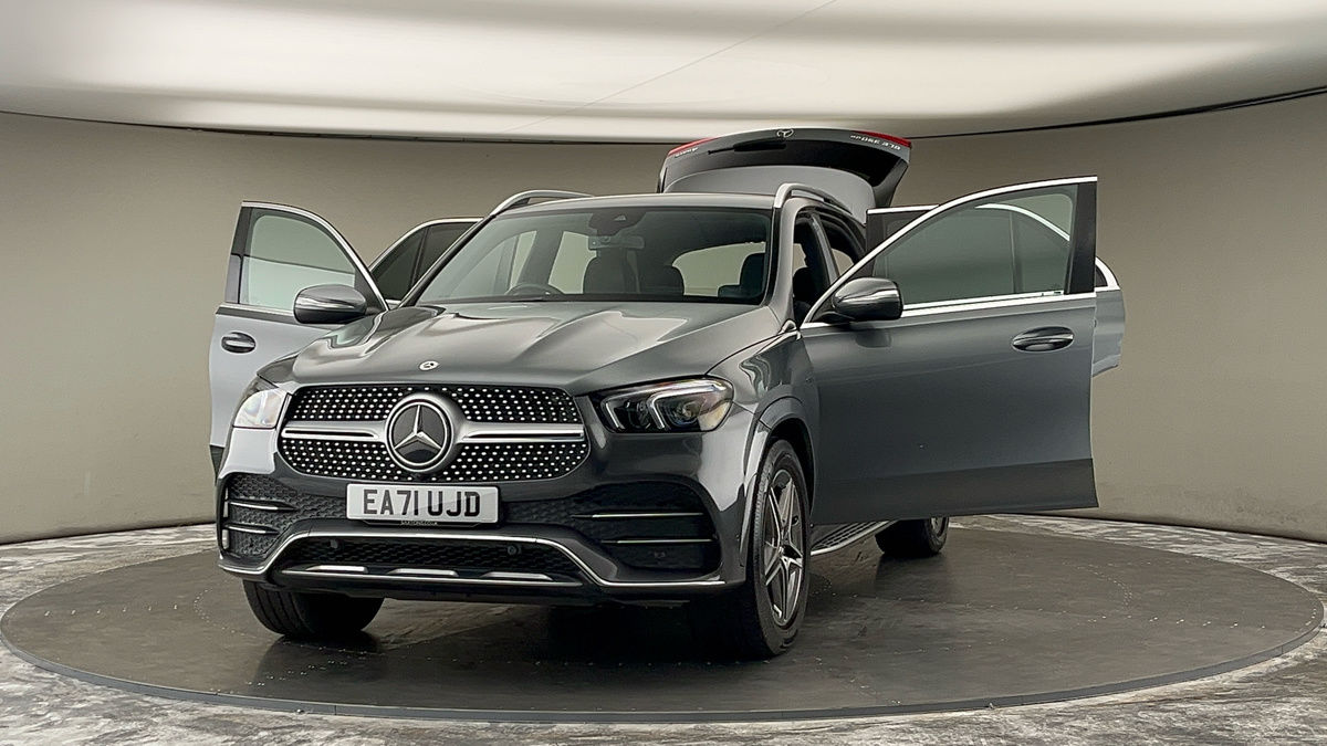 More views of Mercedes-Benz GLE