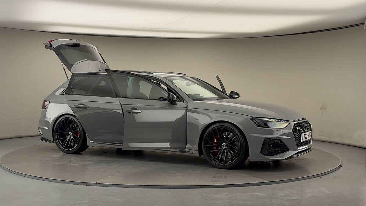 More views of Audi RS4 Avant