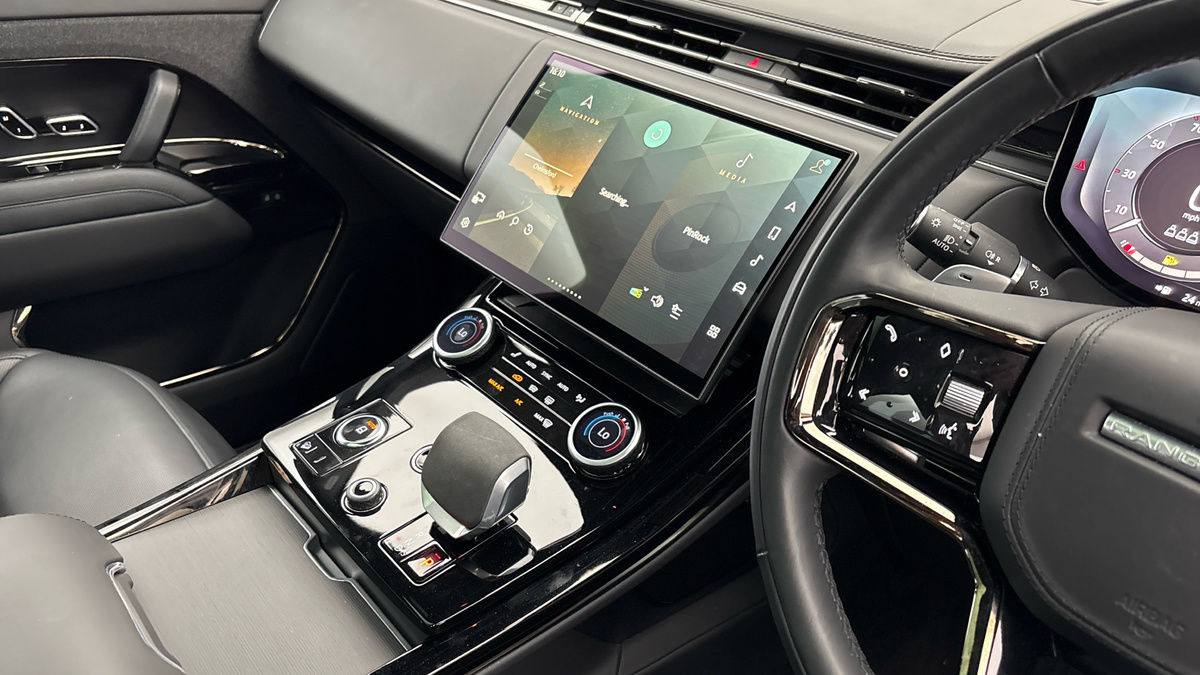 Land Rover Range Rover Sport Image 18