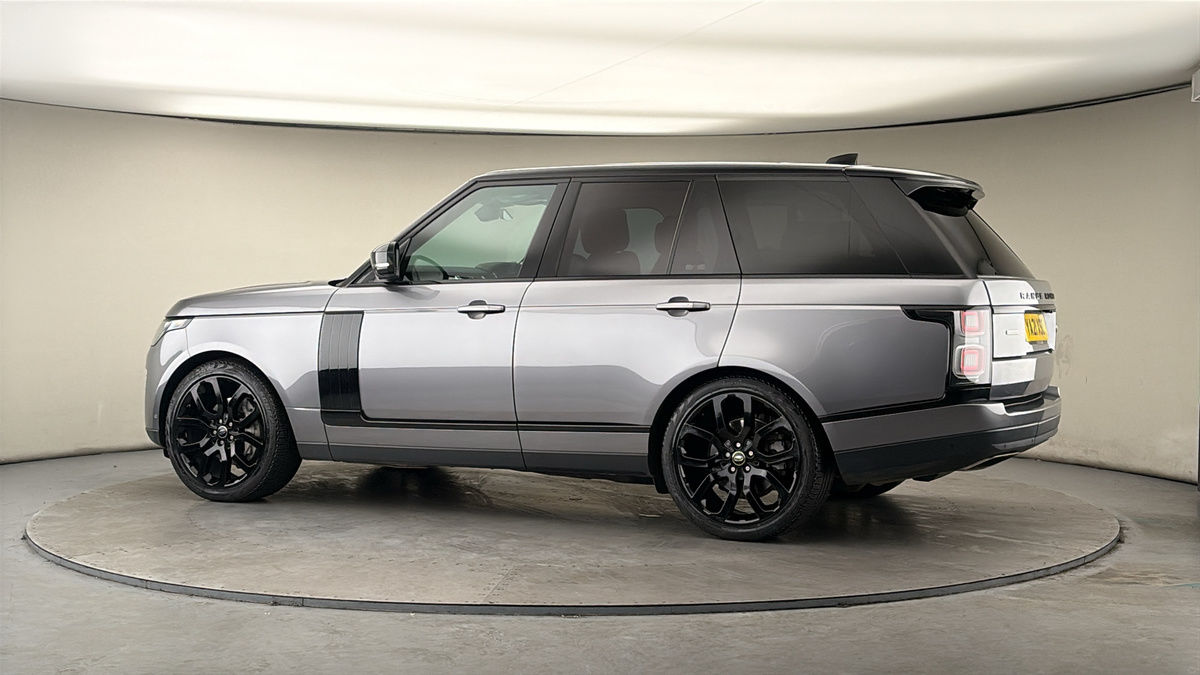 More views of Land Rover Range Rover