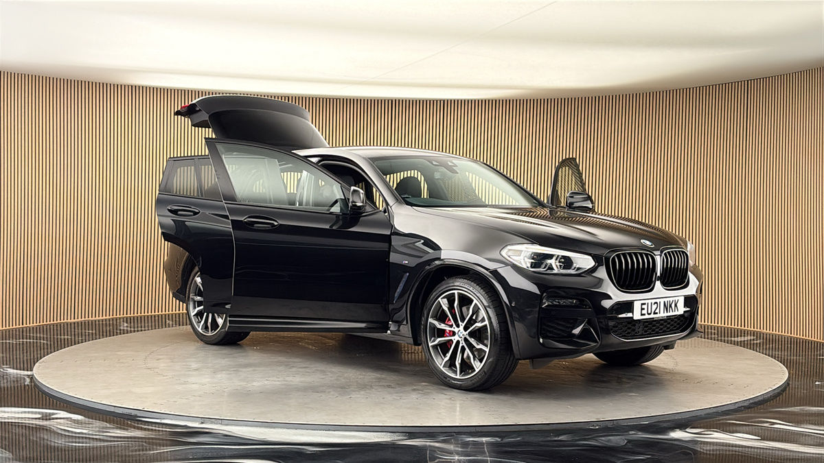 More views of BMW X4