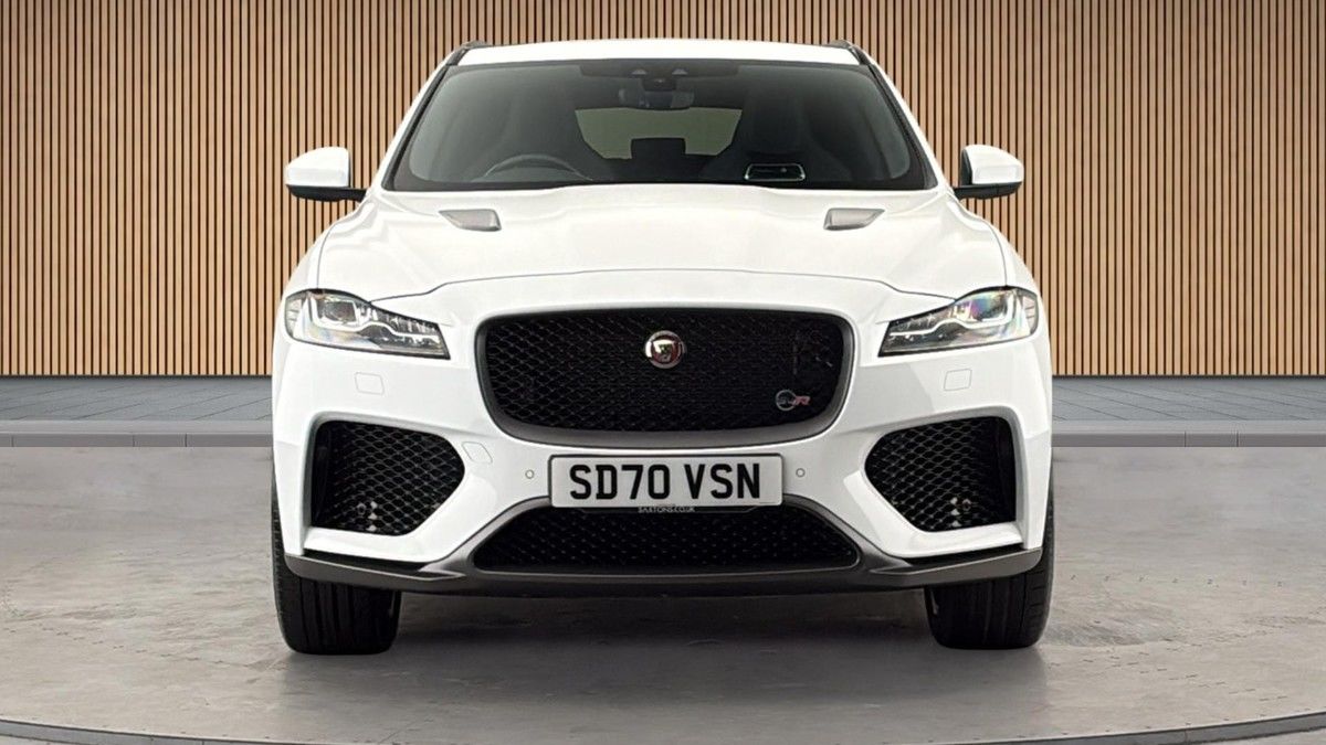 Jaguar F-PACE Image 3