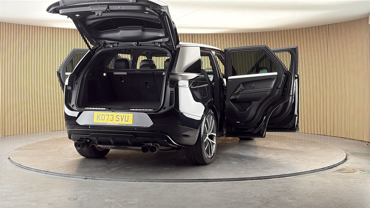 More views of Land Rover Range Rover Sport