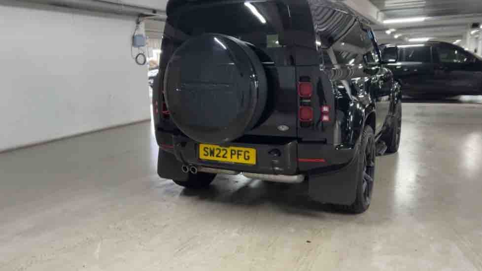 More views of Land Rover Defender 90
