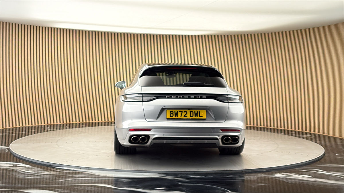 More views of Porsche Panamera