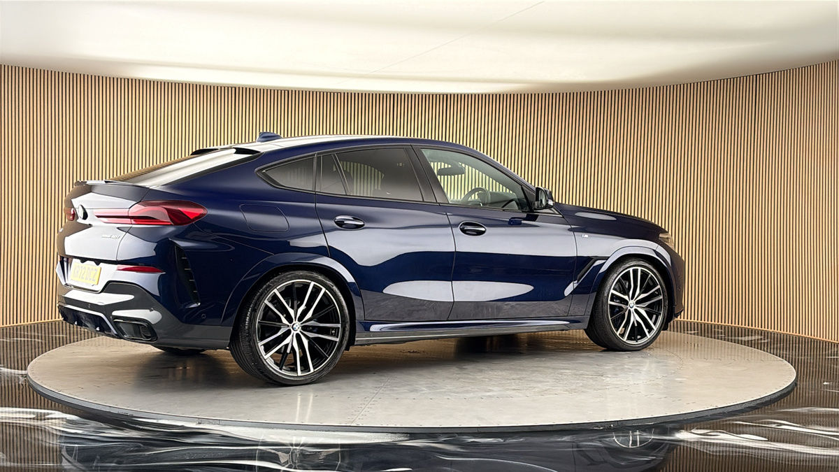 More views of BMW X6