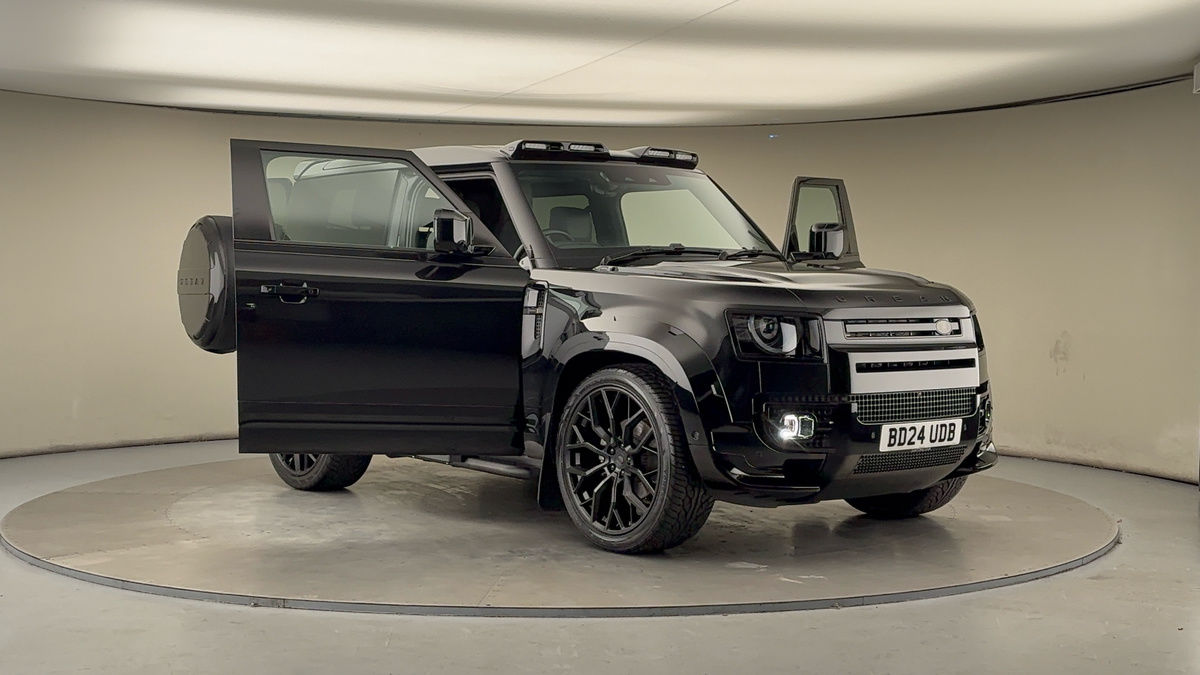 More views of Land Rover Defender 90