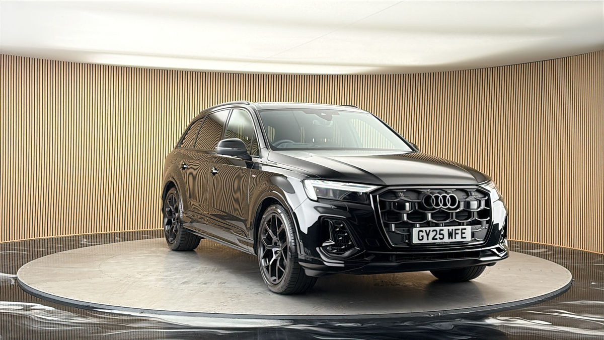 More views of Audi Q7