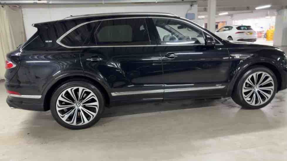 More views of Bentley Bentayga