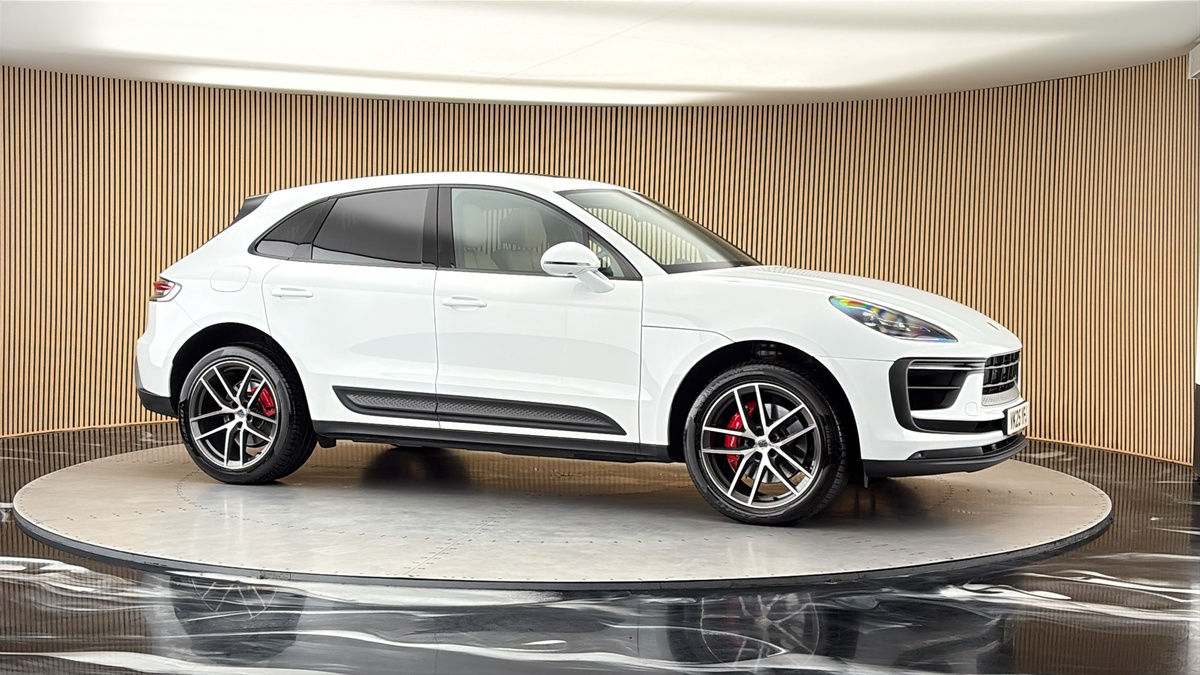 More views of Porsche Macan