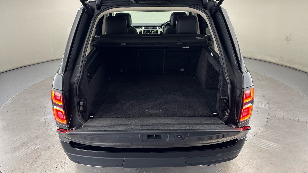 Land Rover Range Rover Image 11
