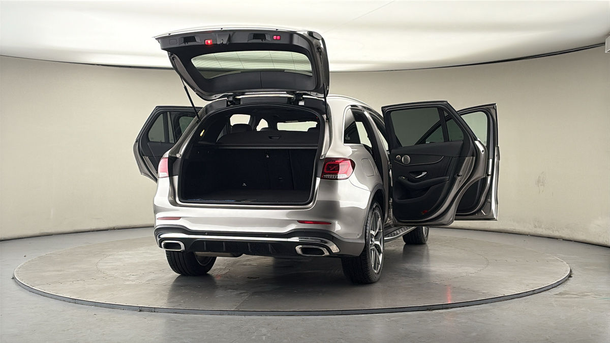 More views of Mercedes-Benz GLC