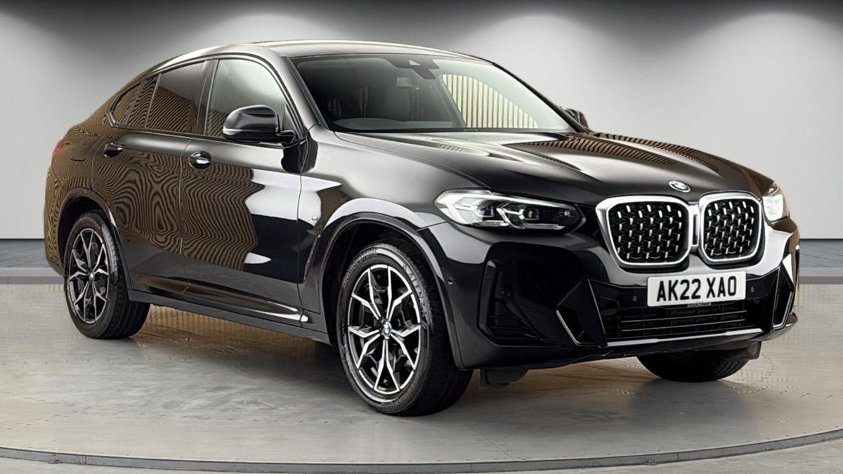 BMW X4 Sticky Header Image