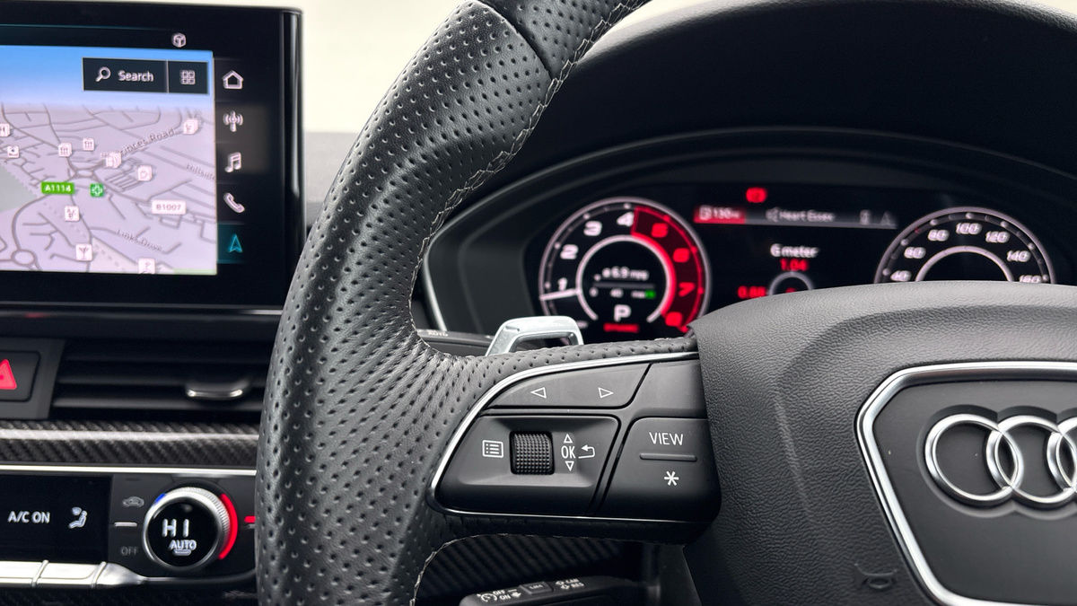 Audi RS4 Avant Image 13