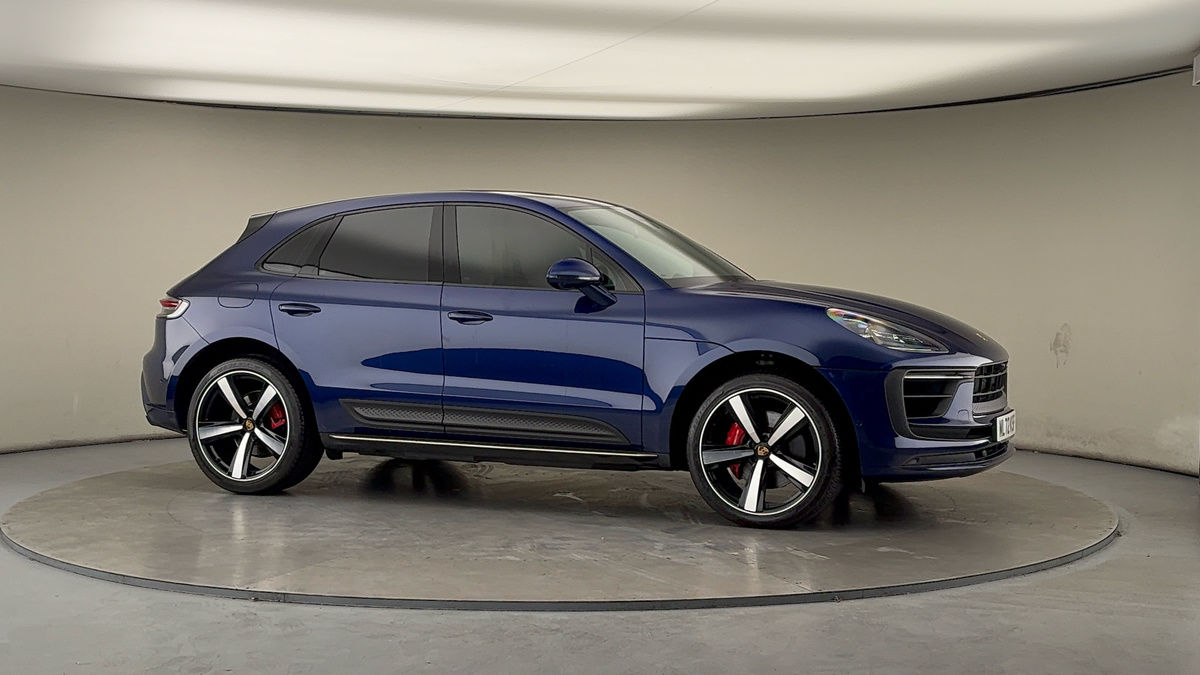 More views of Porsche Macan