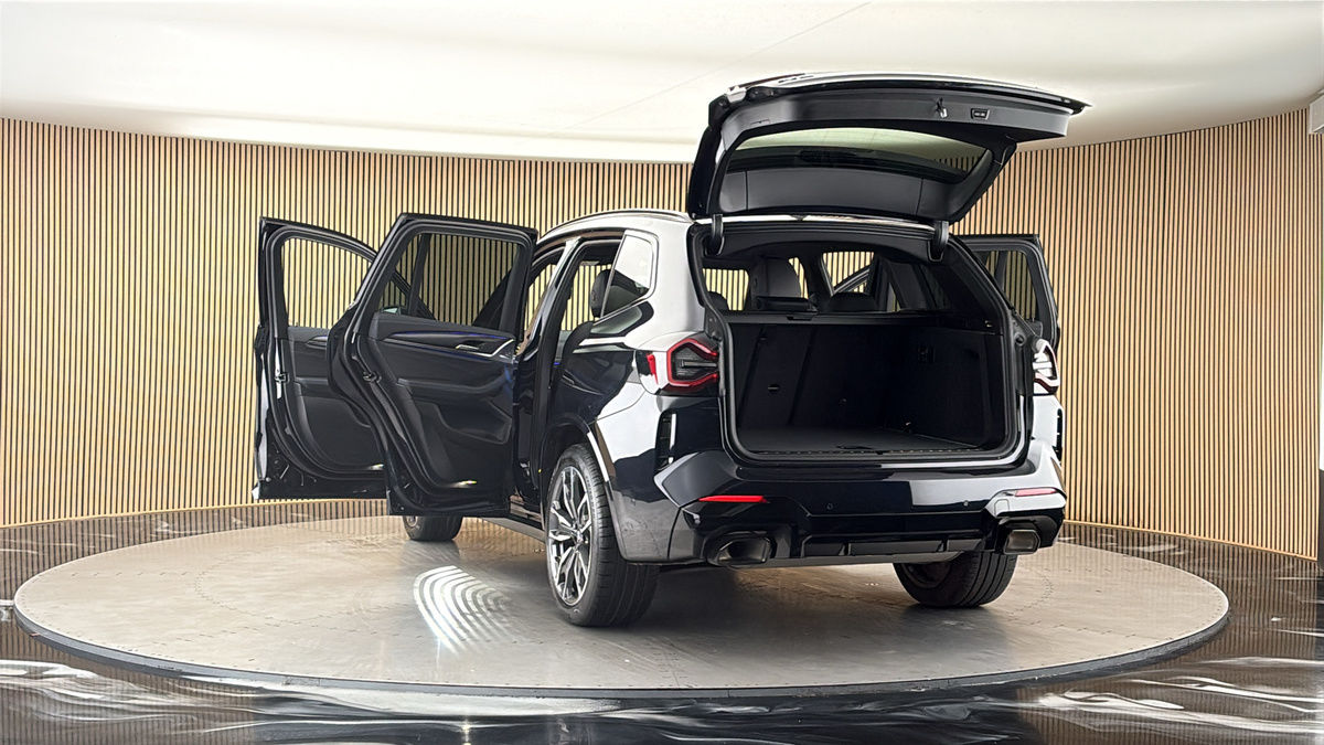 More views of BMW X3