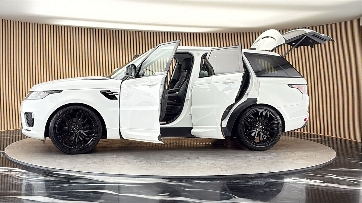 More views of Land Rover Range Rover Sport