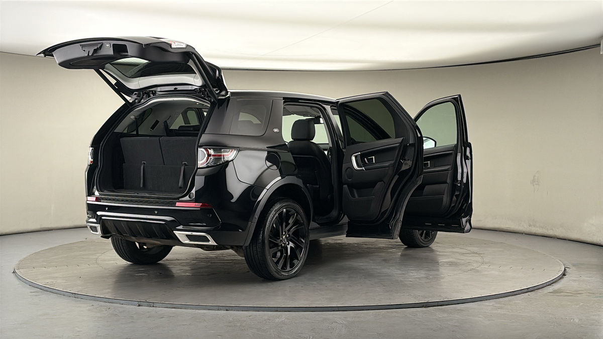 More views of Land Rover Discovery Sport